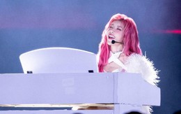 Mỹ nhân Việt khiến netizen Trung choáng váng: Lá ngọc cành vàng nhà ngoại giao, gia thế - tài năng tiểu thuyết cũng không dám viết