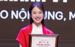 Sướng như Khánh Vy