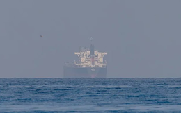 Bất chấp giá dầu tăng vọt, Nga vẫn đang mất hàng tỷ USD: Chuyện gì đang xảy ra?