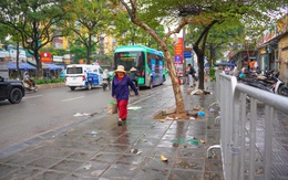 Công an dẹp sạch hàng rong, vỉa hè chợ đầu mối Hà Nội thông thoáng trở lại