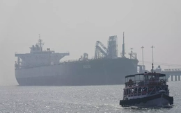 Iran cho phép các tàu 'không thù địch' qua eo biển Hormuz