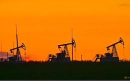 Iran giúp tàu Thái Lan qua eo biển Hormuz, Philippines thuyết phục Mỹ cho mua dầu trừng phạt