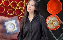 Cột mốc của người mua vàng