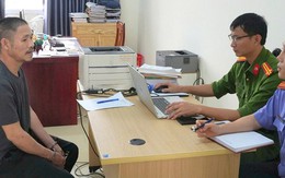 Xin bỏ qua lỗi vi phạm nồng độ cồn không được, mở cốp xe máy lấy búa đánh liên tiếp vào đầu CSGT