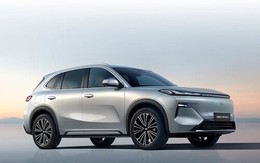 Geely ra mắt đối thủ Mazda CX-5 tại Việt Nam: vừa lập kỷ lục chạy hơn 1.800 km một lần nạp nhiên liệu, giá từ 789 triệu đồng