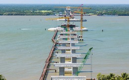 Cây cầu dây văng hơn 3.860 tỷ đồng, giúp rút ngắn 80km từ miền Tây về TP. Hồ Chí Minh do Đèo Cả thi công hiện có tiến độ ra sao?