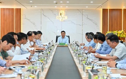 Quyền Bộ trưởng Bộ Công Thương Lê Mạnh Hùng làm việc với Lọc hóa dầu Bình Sơn