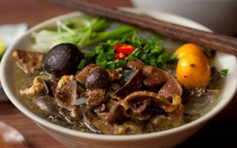 Loại miến không trắng tinh lại được chứng nhận là loại "chuẩn", người ăn nhận xét: Khác hẳn hàng siêu thị