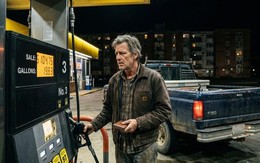 Một người Mỹ: "Hôm nay tôi đổ xăng hết 50 đô! Bạn có nghĩ sẽ thoát khỏi cảnh chật vật chờ lương không?"