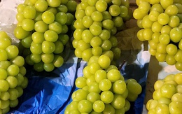 Việt Nam chi hàng trăm triệu USD nhập khẩu nho tươi Trung Quốc