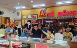 Giá vàng hôm nay 29-3: Đồng loạt dự báo tăng