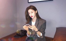 Đồng nghiệp vay tiền không trả, người EQ thấp làm ầm lên, người EQ cao chỉ cần 1 chiêu khiến đối phương tự giác rút ví