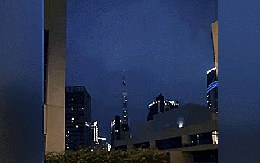 VIDEO: Cảnh tượng mưa bão dữ dội ở Dubai