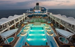 Ác mộng của nhà giàu: Hàng ngàn hành khách đang mắc kẹt trên các du thuyền tại Trung Đông, không thể đi tiếp cũng không thể về nhà