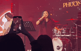 Nữ nghệ sĩ U55 là mẹ đơn thân gần 20 năm, từng là biểu tượng nhạc Việt đình đám, cát-sê 1 hợp đồng quảng cáo đến 200 cây vàng