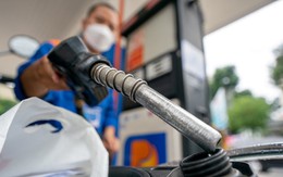 Hàng loạt 'đại gia dầu mỏ' Trung Đông dừng giao hàng, Đông Nam Á quay cuồng tìm kiếm giải pháp thay thế nguồn cung