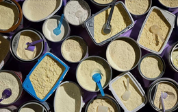 Sốc: Phát hiện thạch tín, chì, hoá chất vĩnh cửu trong nhiều loại sữa công thức tại Mỹ