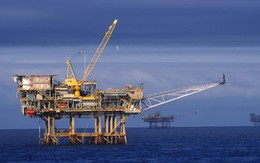 Khoan sâu gần 6.000 mét xuống đáy biển, phát hiện mỏ dầu khí lớn, mỗi ngày có thể khai thác 3.700 thùng dầu