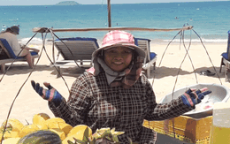 Người bán hàng rong ở Nha Trang gây sốt toàn cầu