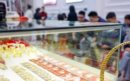 Lý do giá vàng bạc lao dốc