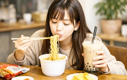 Nữ sinh 18 tuổi suýt hỏng thận vì thói quen ăn mì tôm, trà sữa thay nước lọc