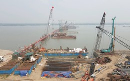 Đủ mặt bằng sạch, dự án cầu Hồng Hà vượt tiến độ