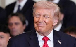 Dầu vượt 100 USD/thùng, ông Trump lạnh lùng tuyên bố: “Cái giá nhỏ thôi”