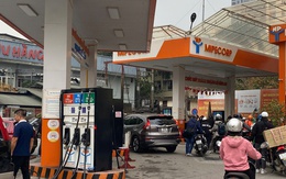 Giá xăng dầu biến động bất thường, đề xuất tăng 20% trở lên trong 1 tháng sẽ dùng Quỹ Bình ổn giá