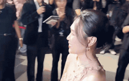 Nữ thủ khoa Nhạc viện kiếm 5.7 tỷ đồng/ngày: 45 tuổi trẻ đẹp nhờ "uống nước nhớ nguồn", làm gì cũng được cả nước ủng hộ