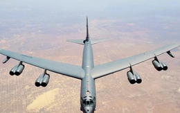 Mỹ bắt đầu triển khai oanh tạc cơ B-52 trên bầu trời Iran