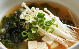 Đây là loại rau duy nhất không chứa thuốc trừ sâu, được coi là "vàng ròng cho não bộ"