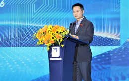 Lời cảnh báo từ Chủ tịch đầu mối xăng dầu lớn nhất Việt Nam: "Nếu không thay đổi, chúng ta sẽ tụt lại ngay trên chính thị trường của mình"