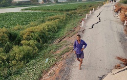 Sạt lở nghiêm trọng ở Tây Ninh, đường 60 m sụt lún