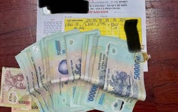 Phát hiện hơn 20 triệu đồng tiền mặt và 2 chiếc nhẫn vàng trên bãi biển