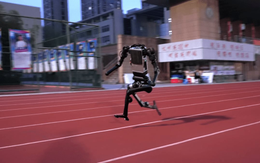 Robot Trung Quốc chạy 100m chỉ mất 10 giây