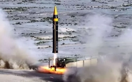 Iran tố Mỹ vi phạm thoả thuận ngừng bắn, dọa 'đóng băng' tuyến hàng hải chiến lược vùng Vịnh