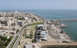 Bế tắc ở eo biển Hormuz, Mỹ cân nhắc gia hạn lệnh ngừng bắn với Iran