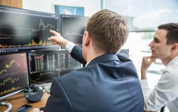 Phiên 16/4: Khối ngoại tiếp tục bán ròng nghìn tỷ, ngược chiều gom mạnh hai cổ phiếu VN30