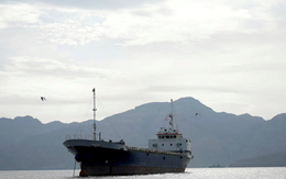 Rộ tin Mỹ-Iran nối lại đàm phán, Tehran lập tức báo tin vui từ eo biển Hormuz