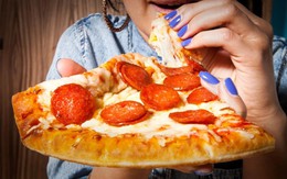 Người Việt chi 726.500 tỷ đồng vào các hàng quán: Giới trẻ "bỏ" cơm nhà, chuộng mua thức ăn nấu sẵn và dùng đồ tiện lợi