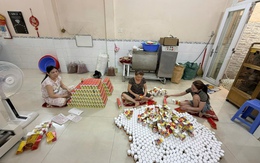 Đột kích “xưởng” thuốc giả khủng ở TP.HCM: Thu giữ 790kg viên nén, 4.000 hộp thuốc dán "mác" ngoại