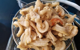 Mỡ lợn lại trở thành tâm điểm chú ý, nhắc người tiêu dùng: 4 nguyên tắc vàng khi ăn mỡ lợn để hưởng lợi đủ đường, không lo mỡ máu