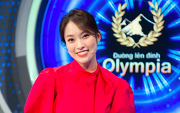 Profile 'cực xịn' của nữ MC VTV: Đỗ 4 trường đại học, có chị gái là phó giáo sư