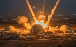 VIDEO: Trung tâm dữ liệu của Amazon tại Bahrain trúng tên lửa từ Iran