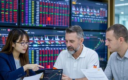 Khối ngoại trở lại mua ròng hơn 3.000 tỉ đồng, vì sao chứng khoán vẫn giảm?