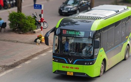 Thêm nhiều xe buýt điện lăn bánh trên đường phố Hà Nội, gồm những tuyến nào?