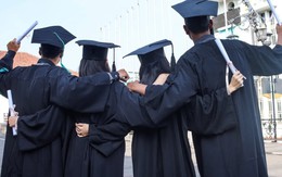 Chuyện gì đây: AI cướp việc làm, cử nhân Mỹ ồ ạt quay lại giảng đường để học tiếp