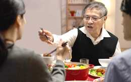 Bố mẹ chồng lên thăm, trước khi về, ông dứt khoát bảo cho chúng tôi mảnh đất 10 tỷ, về mà lấy!