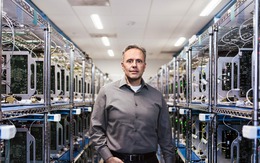 "Cha đẻ" Apple Silicon được thăng chức danh mới trong ngày Tim Cook tuyên bố rời ghế CEO