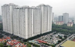 Chung cư đông dân nhất Hà Nội “dậy sóng”